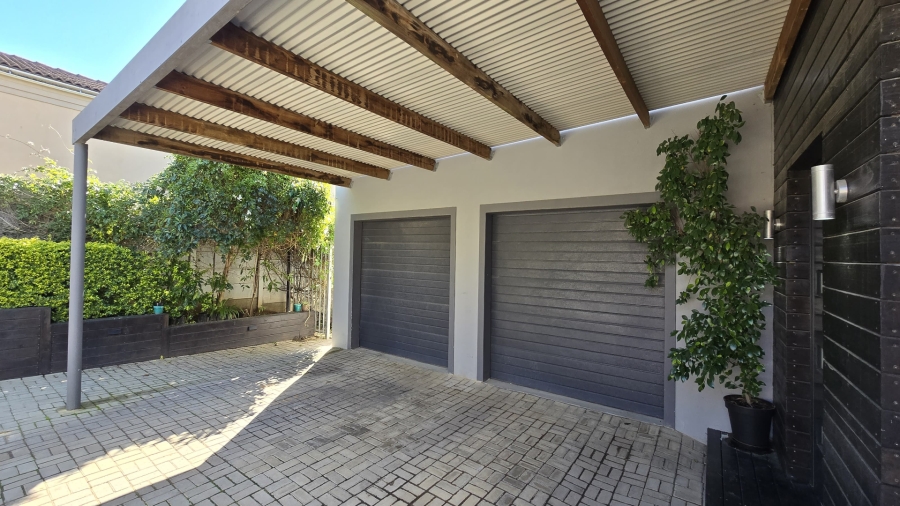 3 Bedroom Property for Sale in Tafelzicht Western Cape